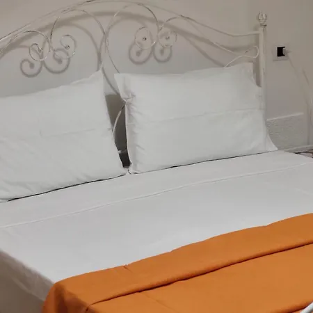 Holiday home Aragosta 2 1 Bagno 1 Cucina E Giardino